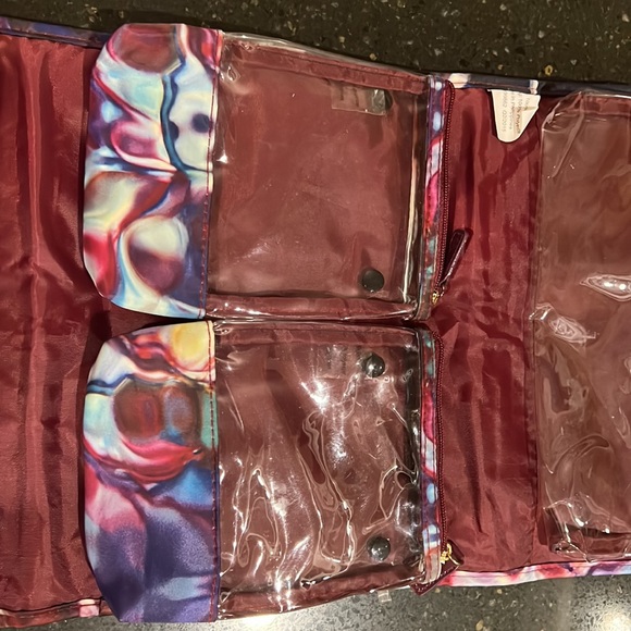 Travel Toiletry/Makeup Bag - Picture 7 of 13